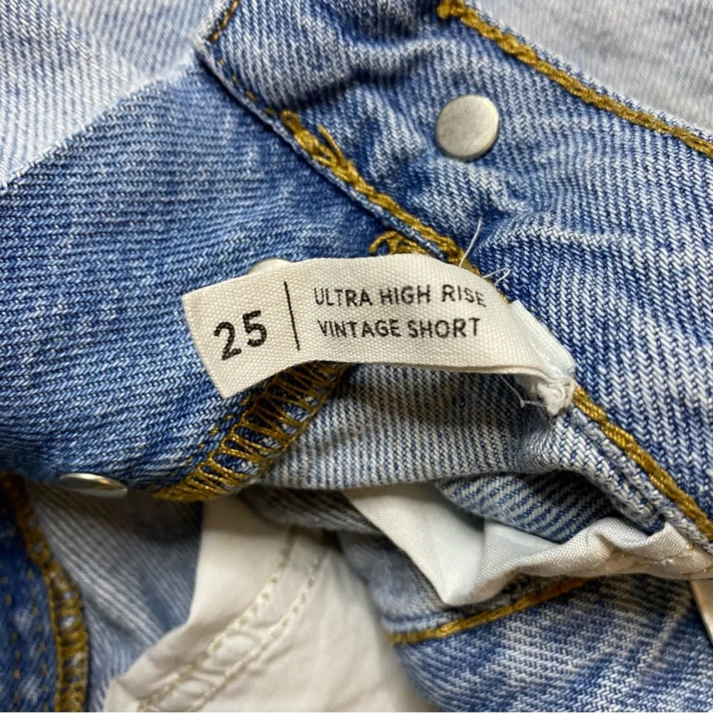 pacsun : size : 25 : ultra high-rise vintage denim distressed ripped jean shorts